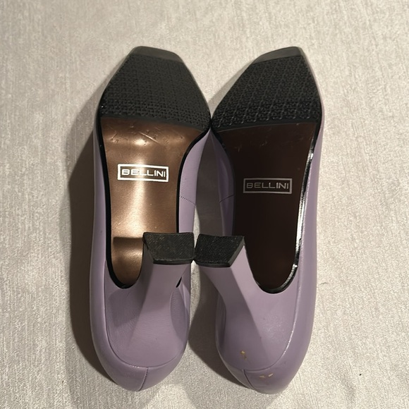 Bellini “Simone” Vintage Square Toed Heels - Picture 9 of 9